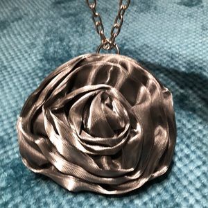 Gorgeous evening wrislet